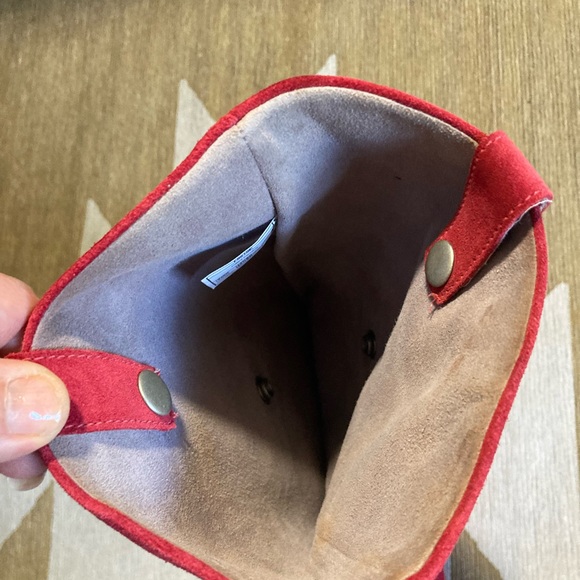 Beautiful suede UGG boots like new! - Picture 6 of 7